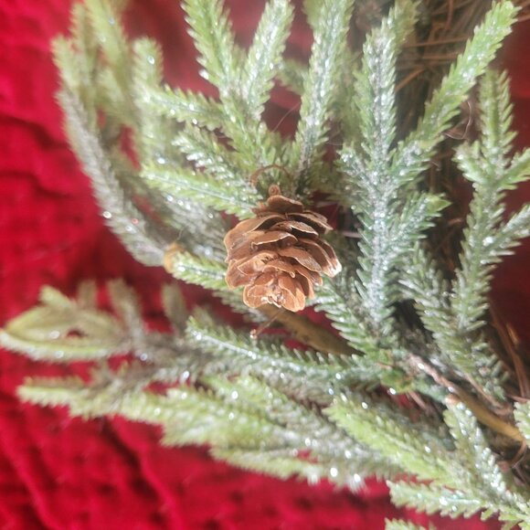 Pinecone Evergreen Wreath Candle Ring Christmas Décor Holiday Decoration - Picture 4 of 6